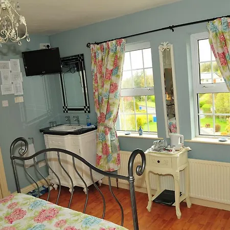 Killererin House Bed and Breakfast 3*