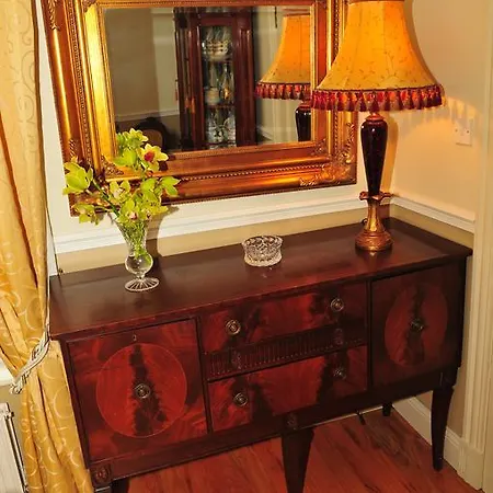 Killererin House Bed and breakfast 3*