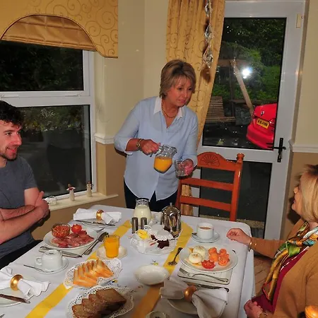 Bed & Breakfast Killererin House 3*